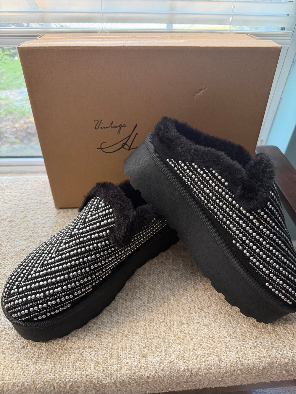 Vintage Havana Black Faux Fur Platform Slippers with Silver Studs